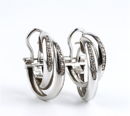 SALVINI: orecchini in oro e diamanti